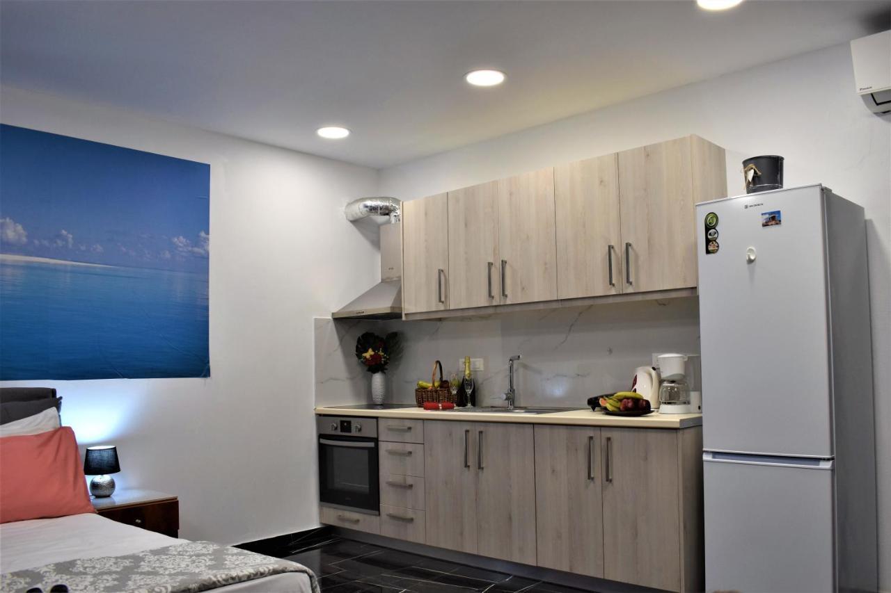 Istron Corner Apartments 외부 사진